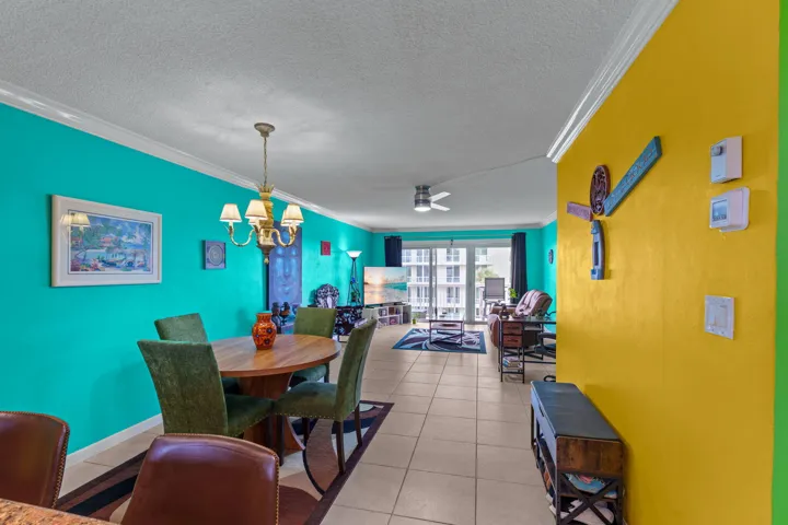 11-web-or-mls-A7408320