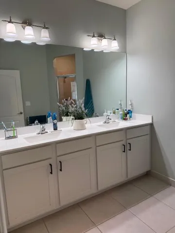 Eat in Kitchen