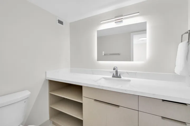 2780 NE 183 Street Apt 716 - 20