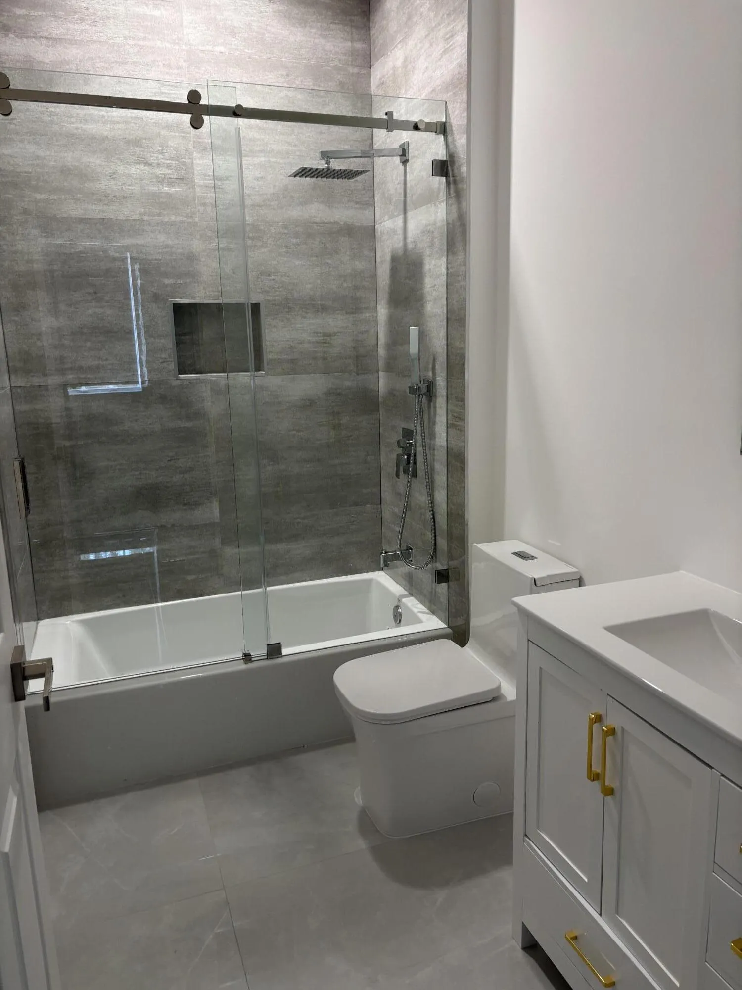 5227Bathroom1