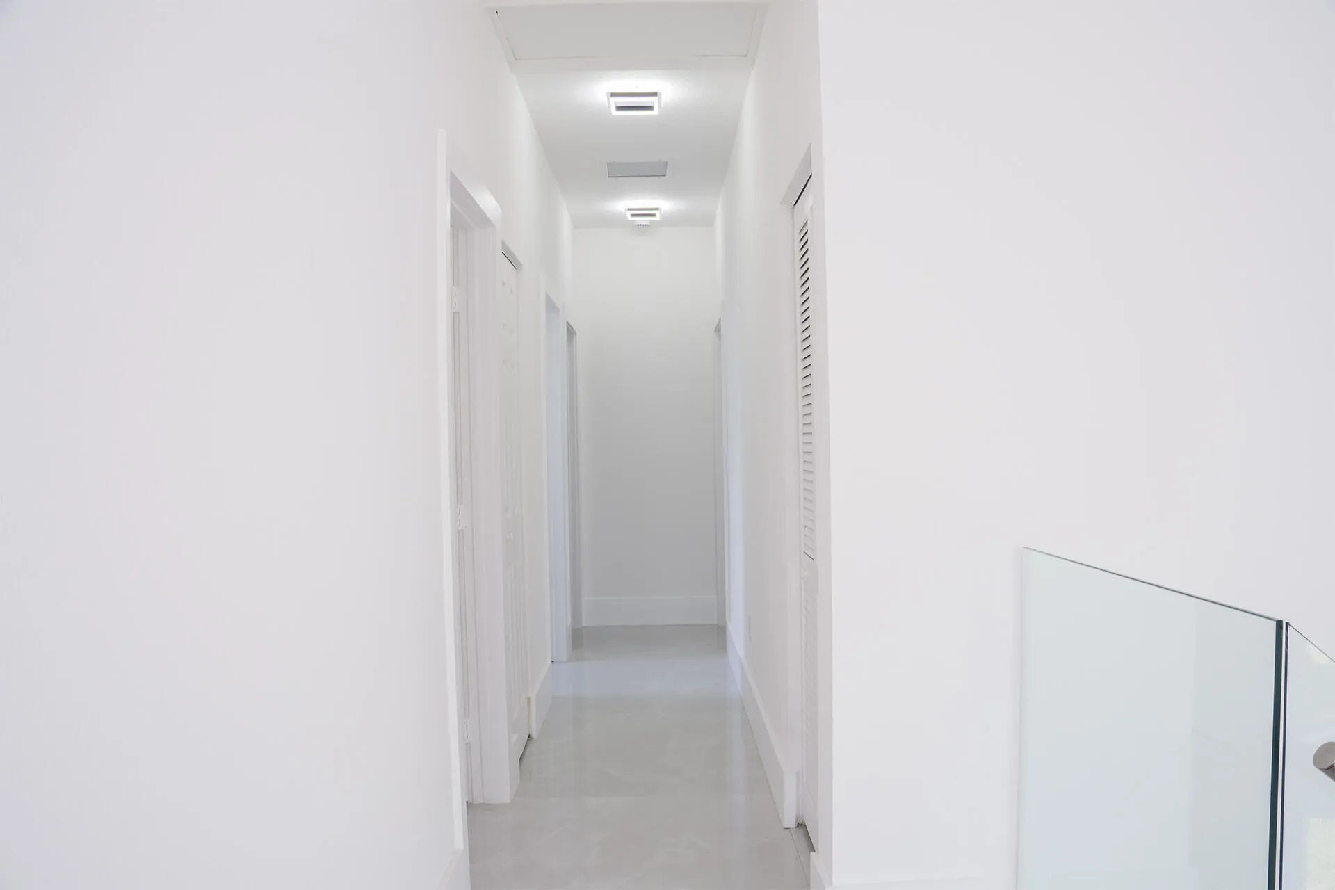 5227UpstairsHall