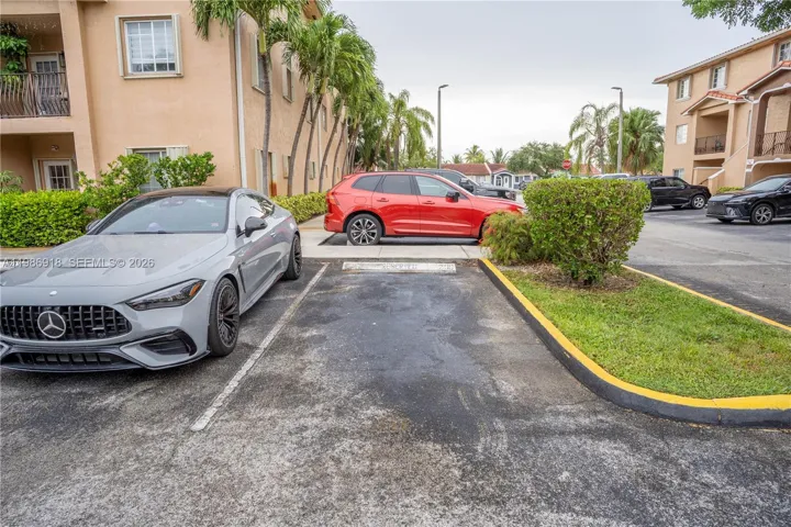 Corner Parking 1