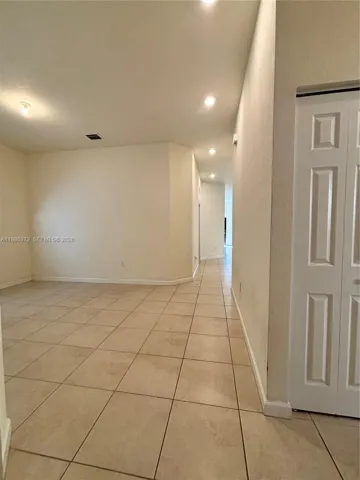 Photo 74