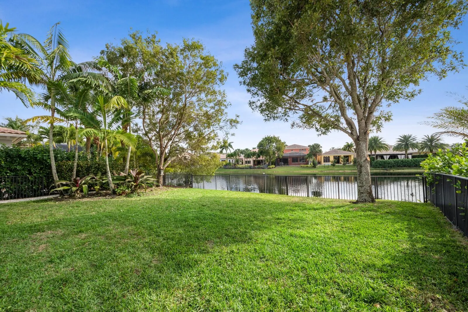 Property photo 35