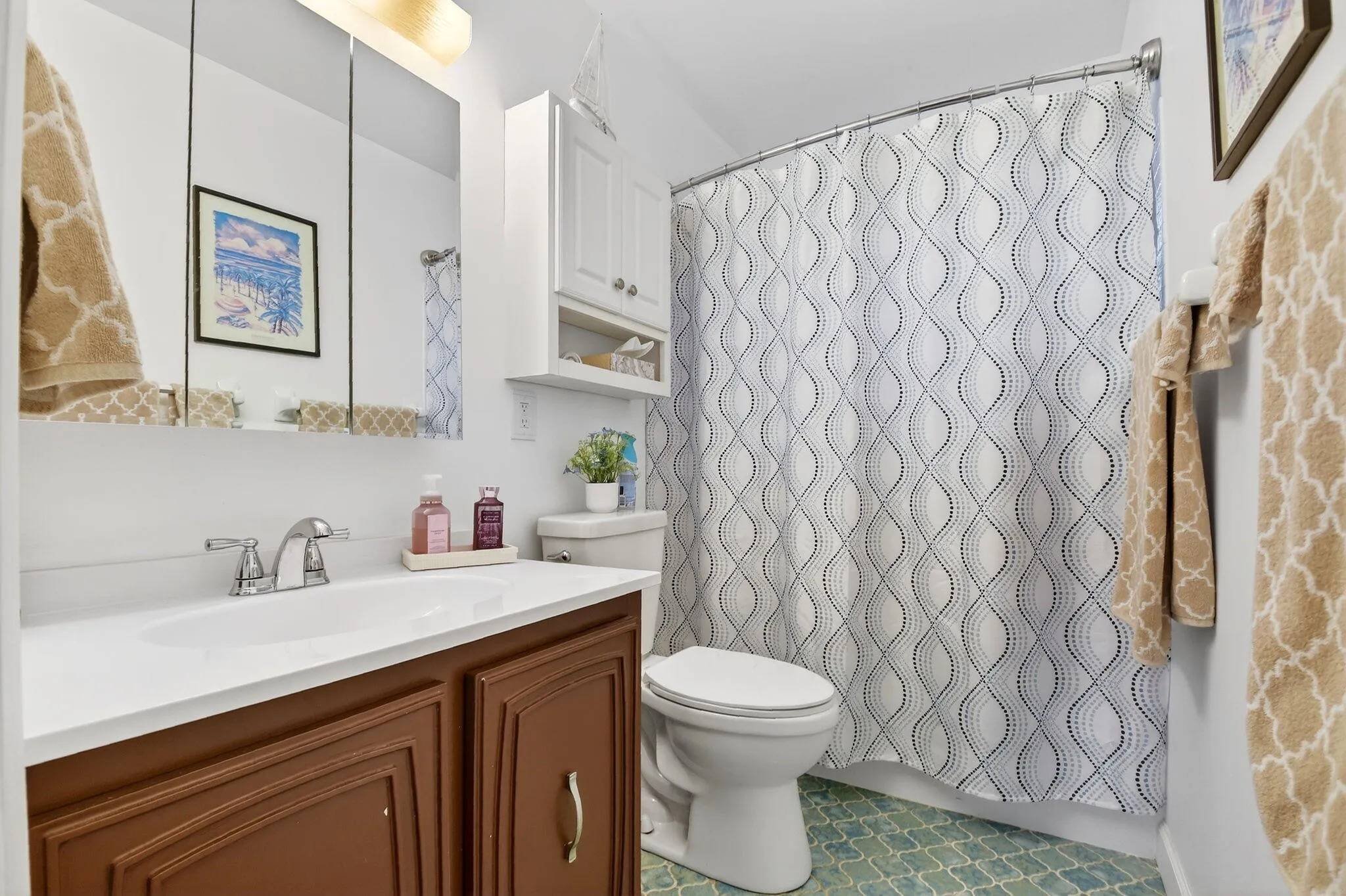 Well-kept space offering practicality and everyday comfort.