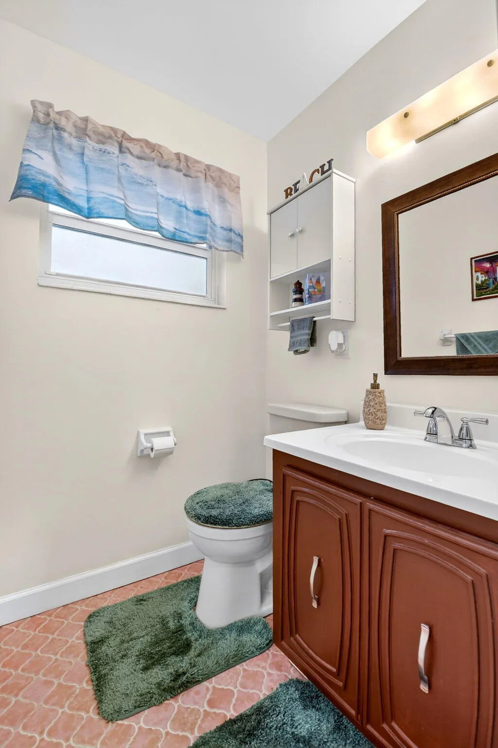 Functional dsign offering convenience and easy accessibility.