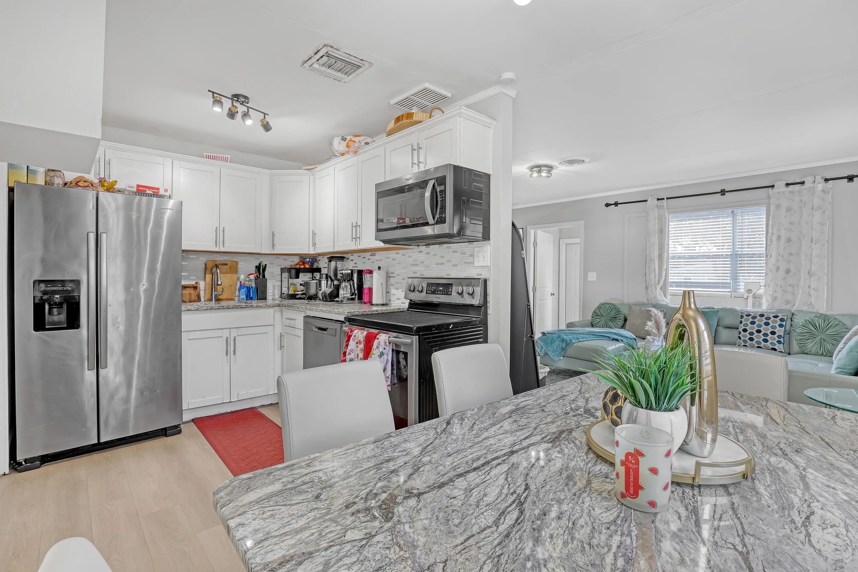 Property photo 24