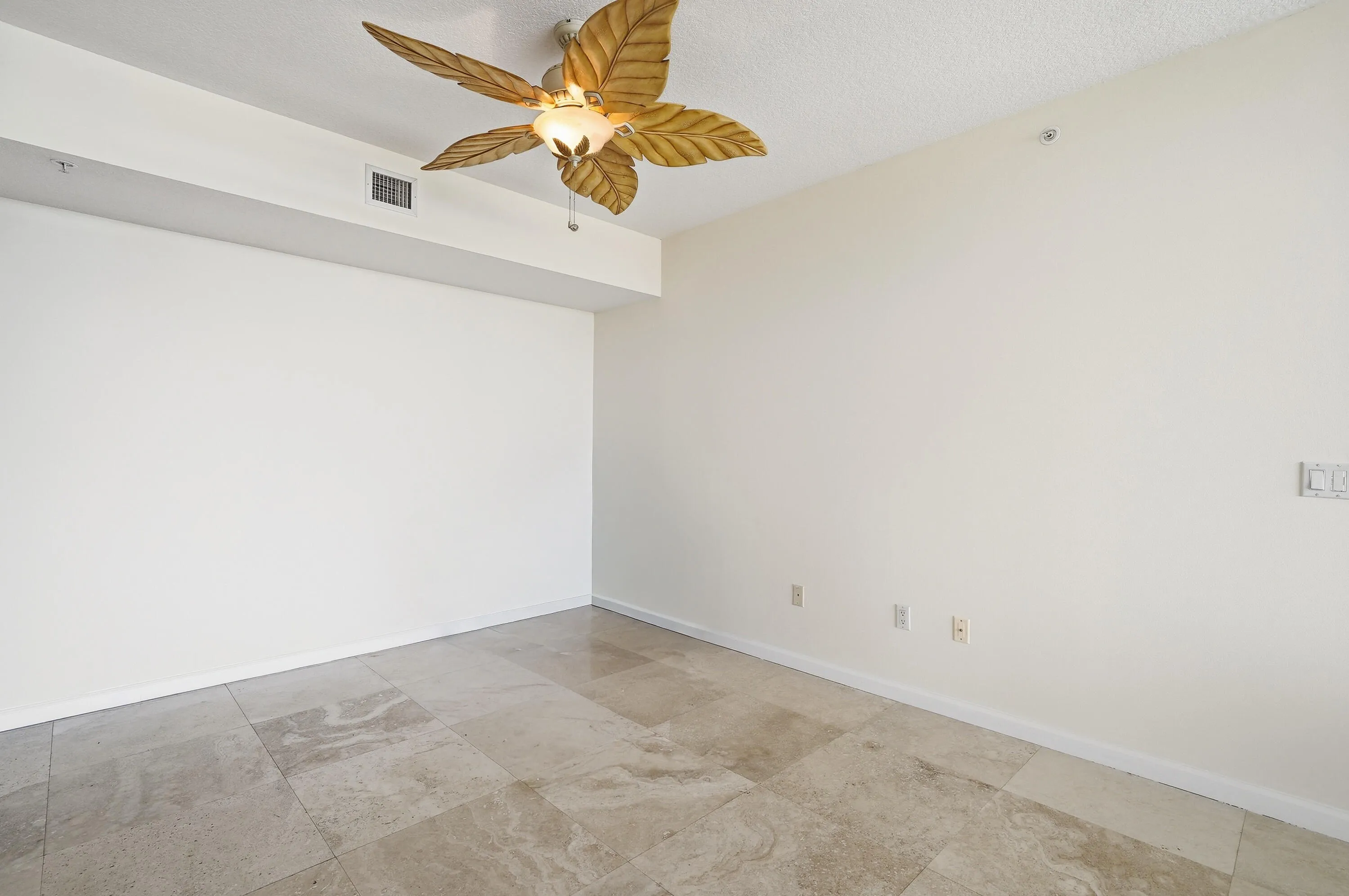 den area can be closed to make full den.