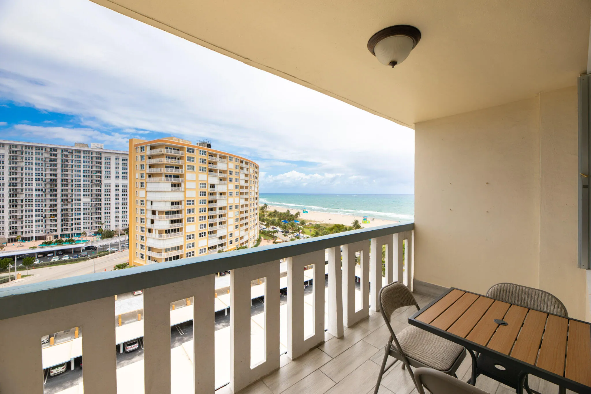 Jh 1007 balcony view