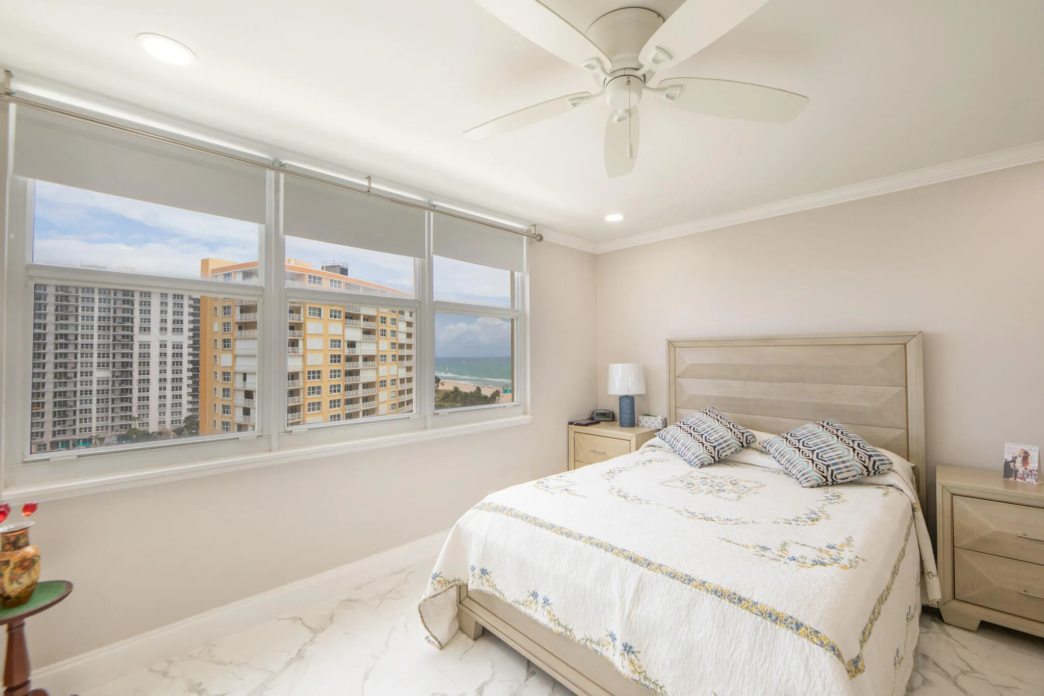JH 1007 bedroom