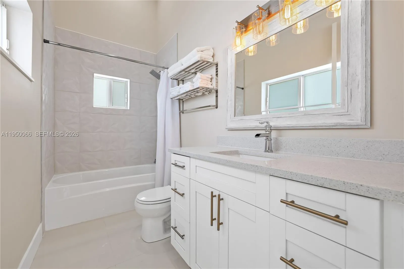 12 Adams bathroom 2