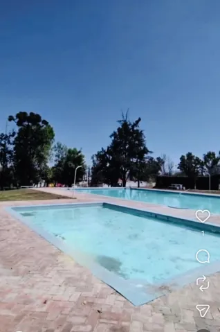 Club House Pool