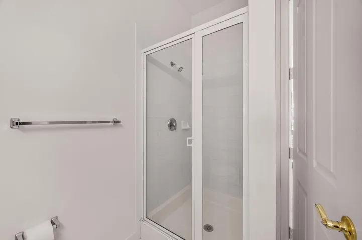 MstrBath Shower