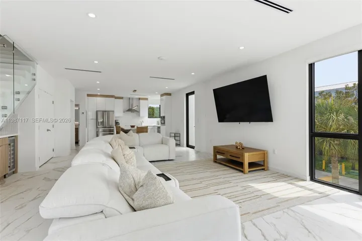 Furnished!!