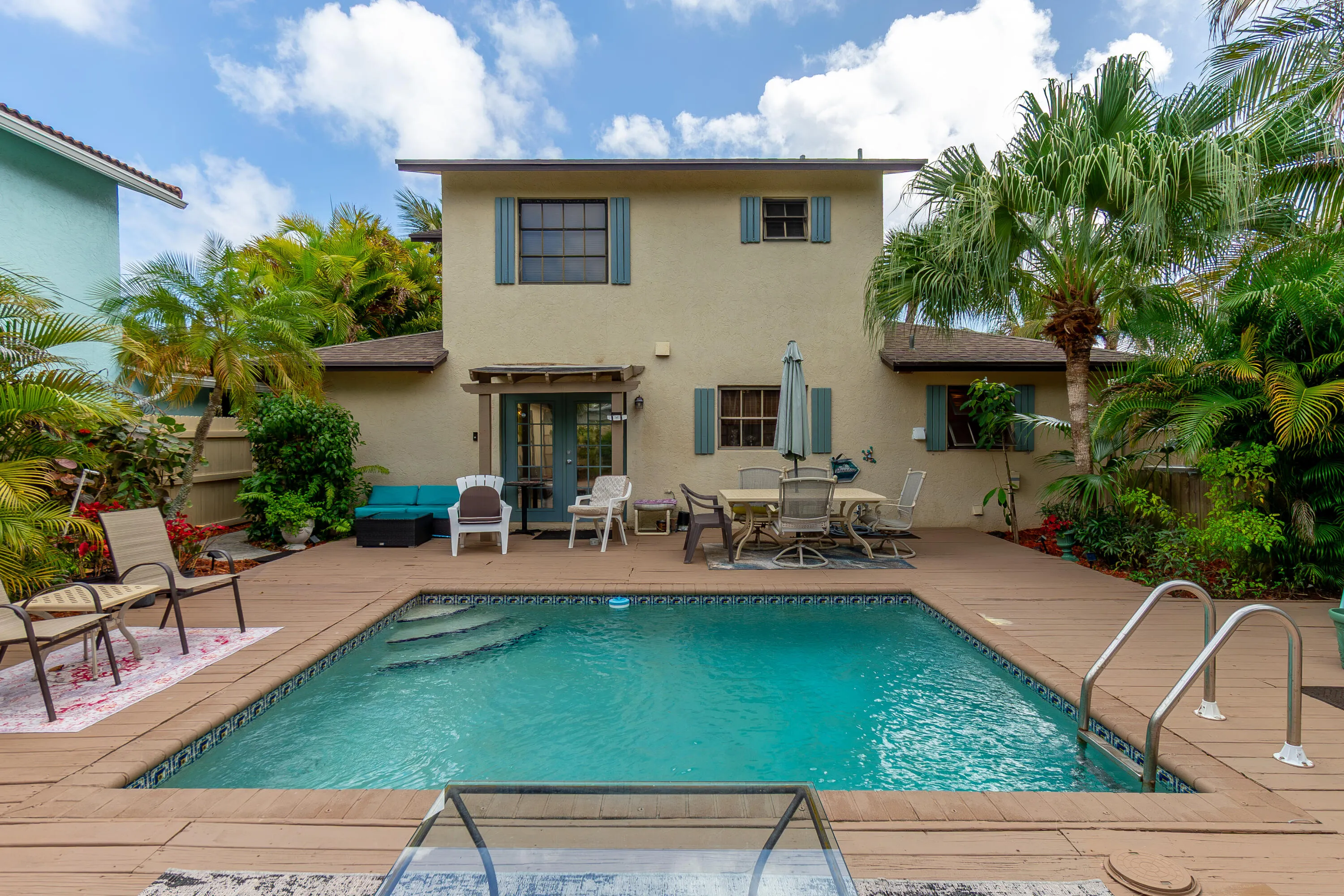 Backyard & Pool