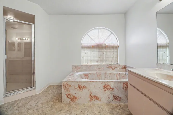 Owner's Suite Bathroom