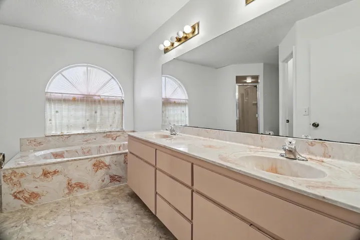 Owner's Suite Bathroom