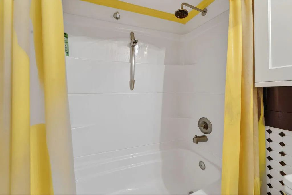 bathtub