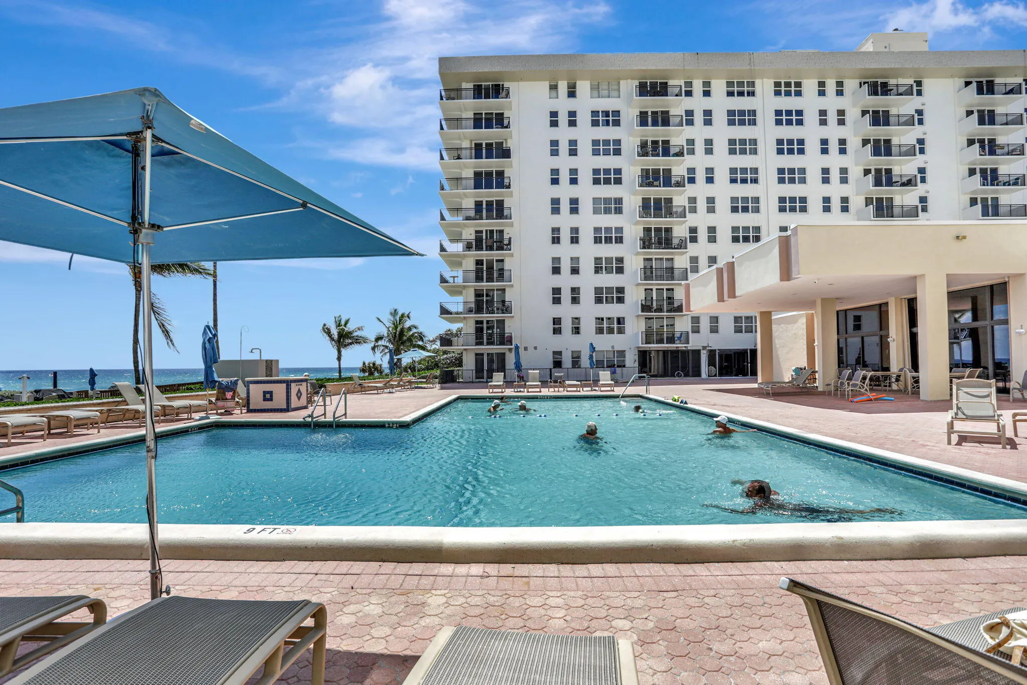 Resort Style Pool