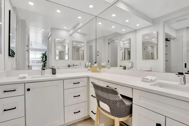 Double Vanity Sinks In Primary