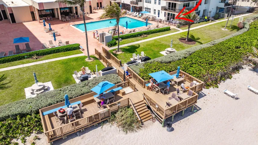 Custom Deck for Residents