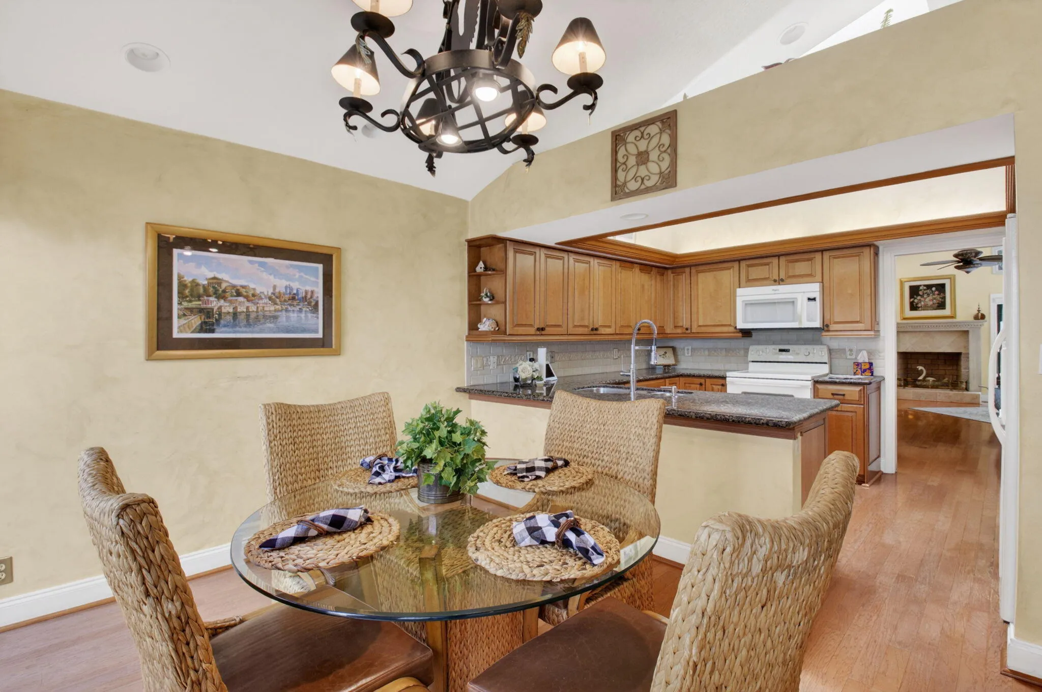 DINING AREA OPENS TO KITCHEN