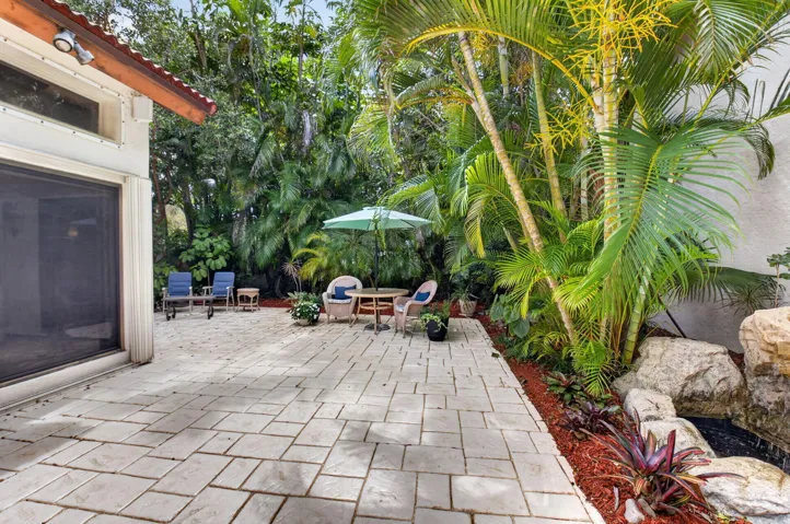 LUSHLY LANDSCAPED PATIO