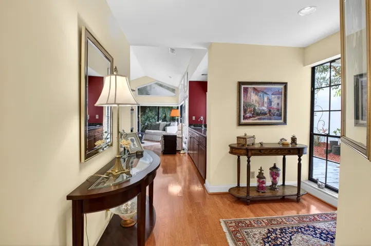 INVITING ENTRY