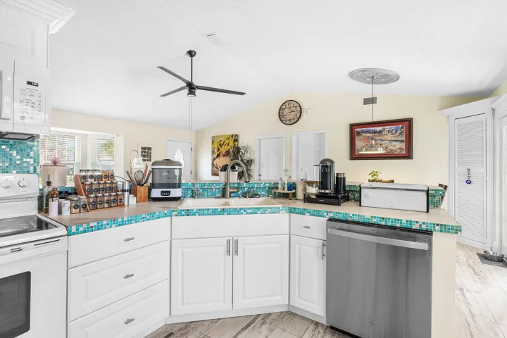 014-2114SoutheastMidtownRoad-PortStLucie