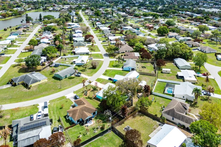 030-2114SoutheastMidtownRoad-PortStLucie