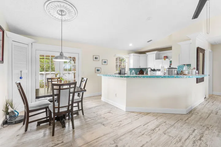 009-2114SoutheastMidtownRoad-PortStLucie