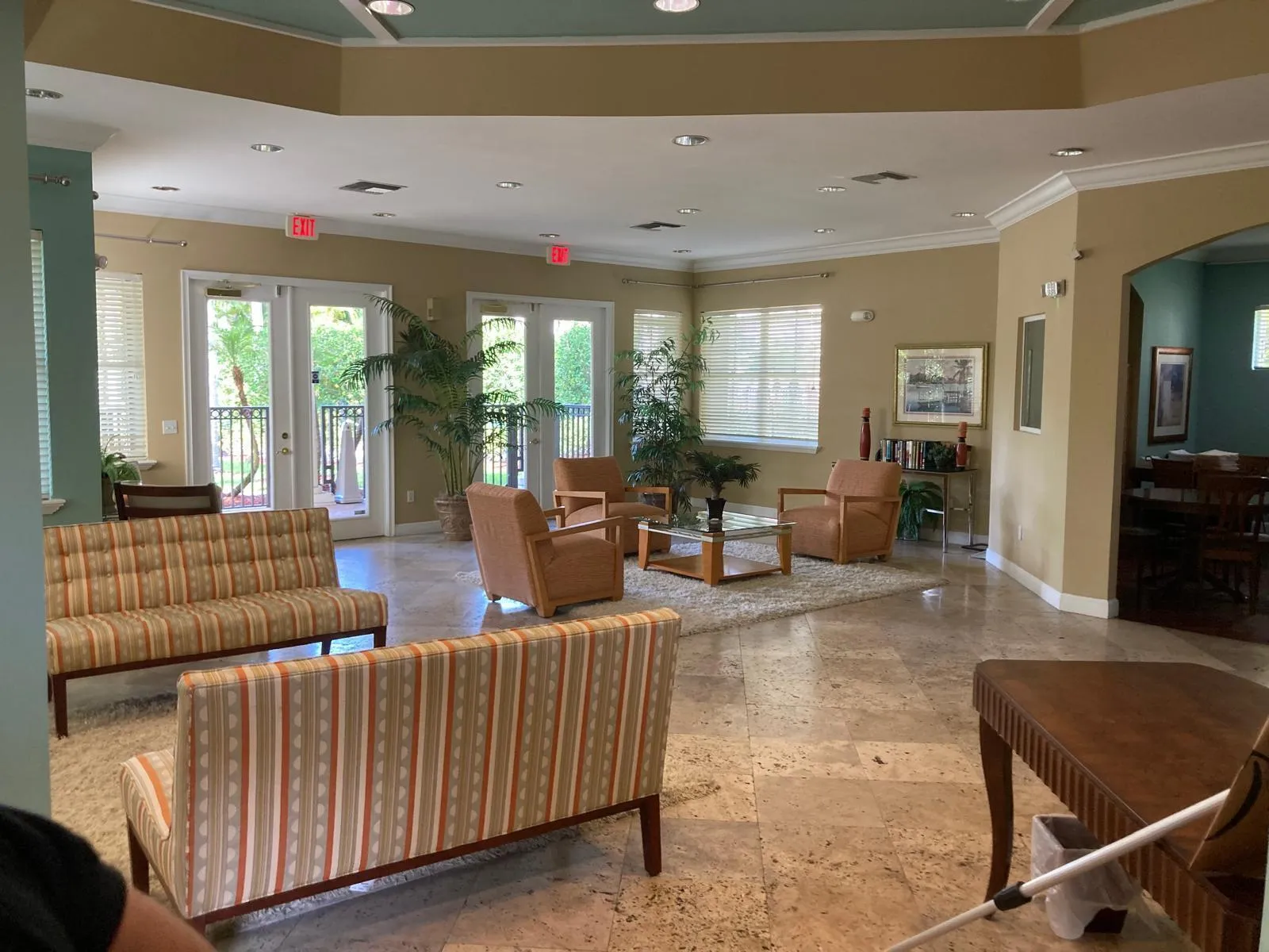 CLUB HOUSE 3