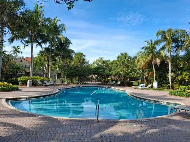 COMMUNITY POOL 3