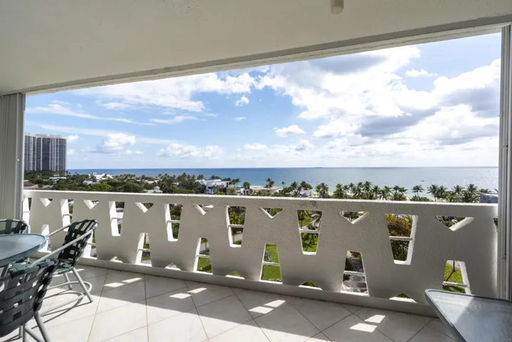 Unique porch-like balcony