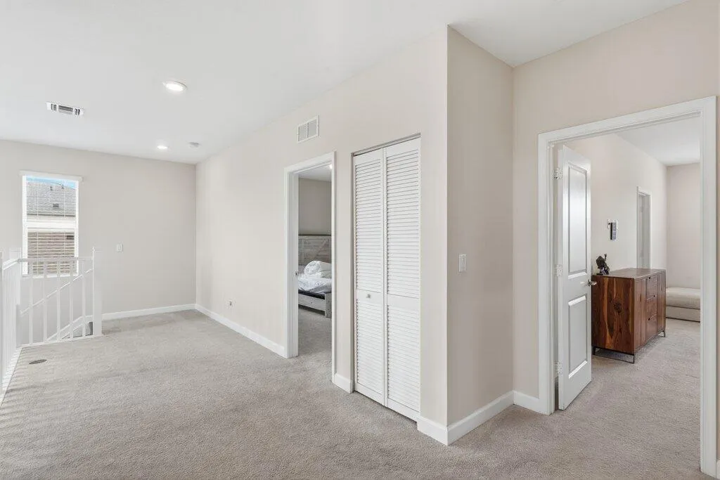 2nd floor landing