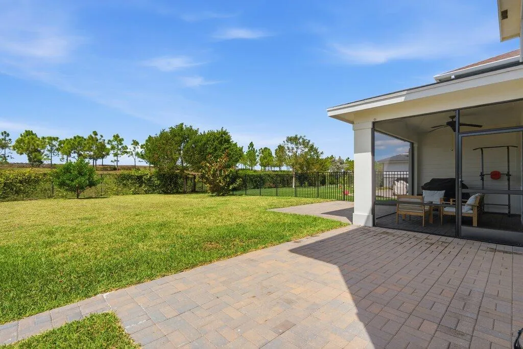 Backyard R