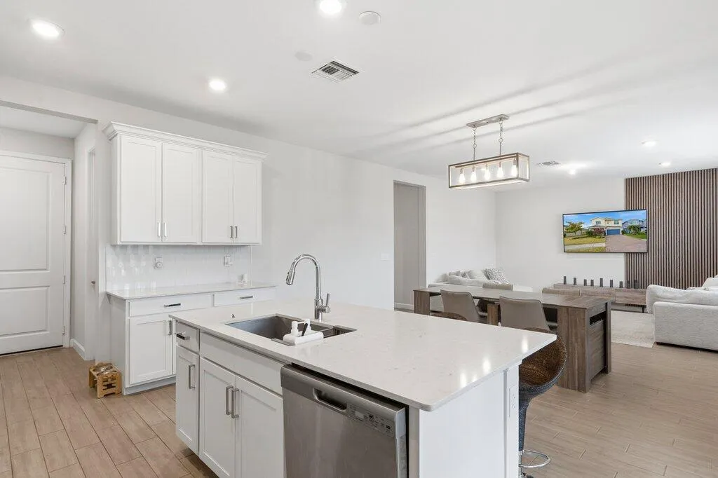 Kitchen to living