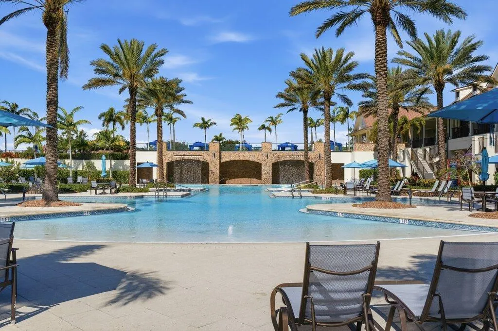 Community pool