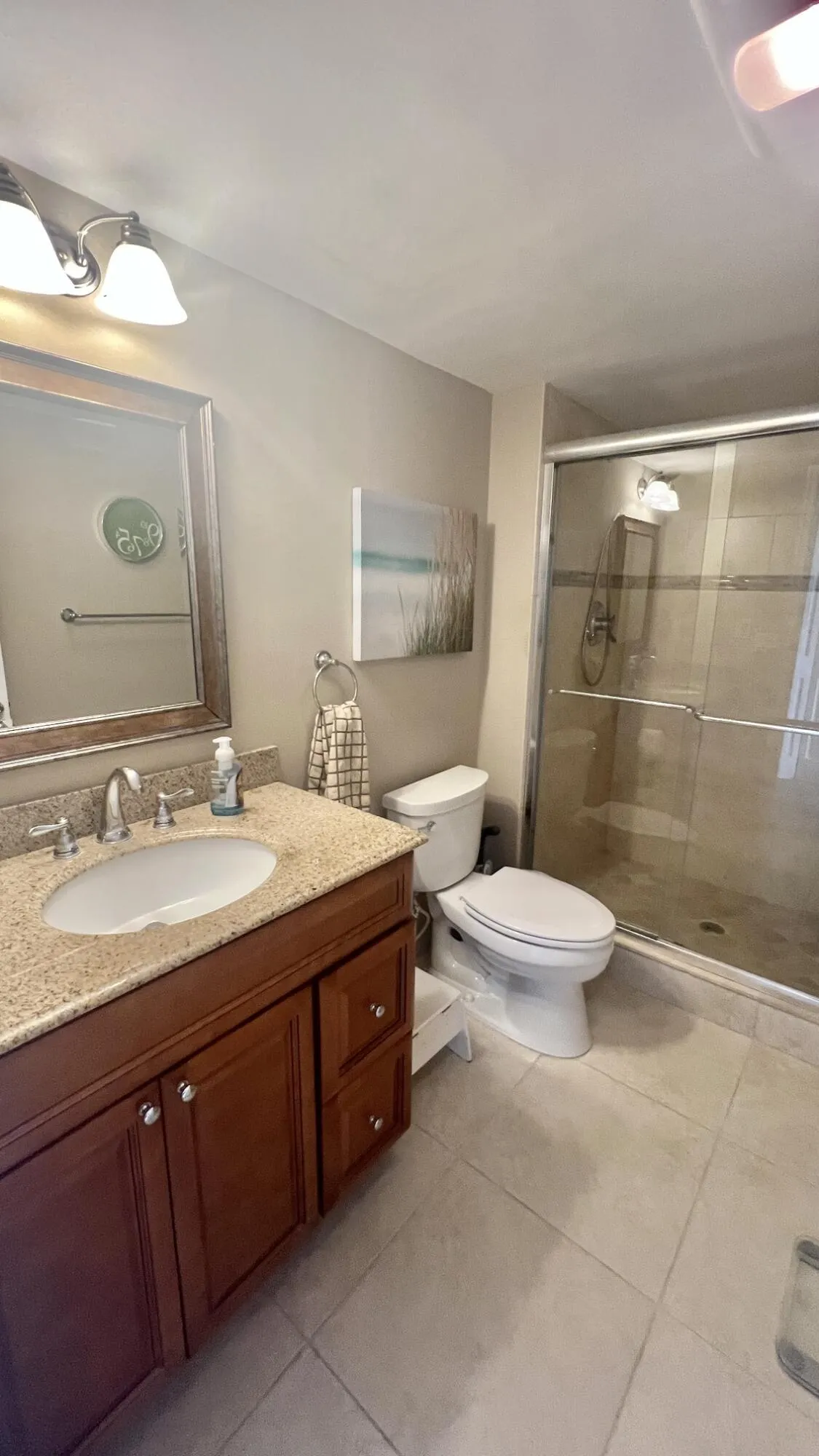 Guest Bathroom OT 602
