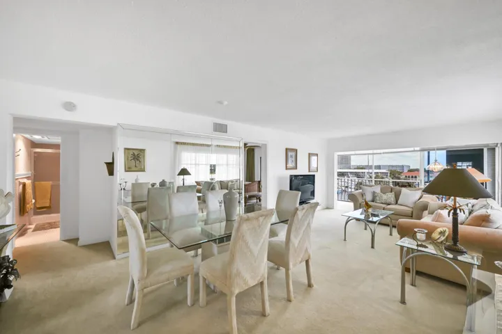 Formal Dining