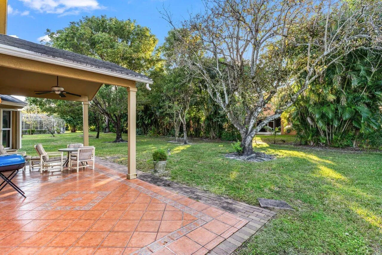 Property photo 24