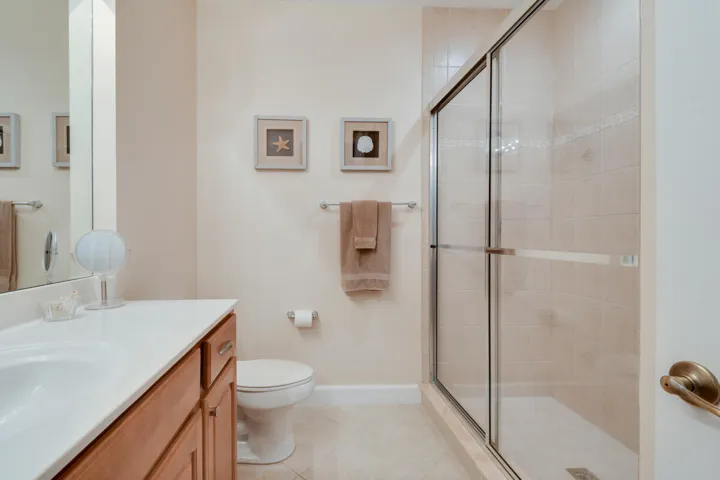 2nd Bathroom