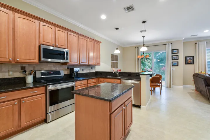 Open Kitchen