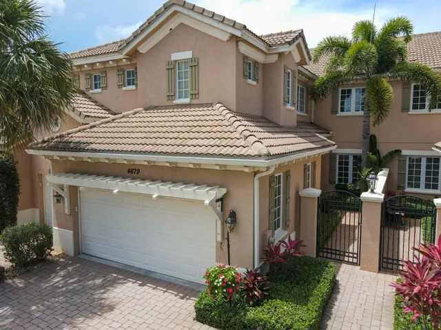 Gated Courtyard Entryway
