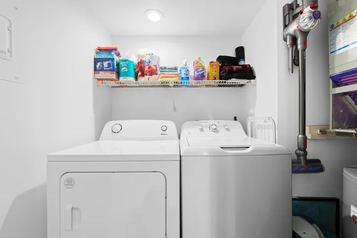In Unit Washer and Dryer Room