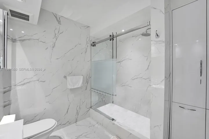 Second bathroom.