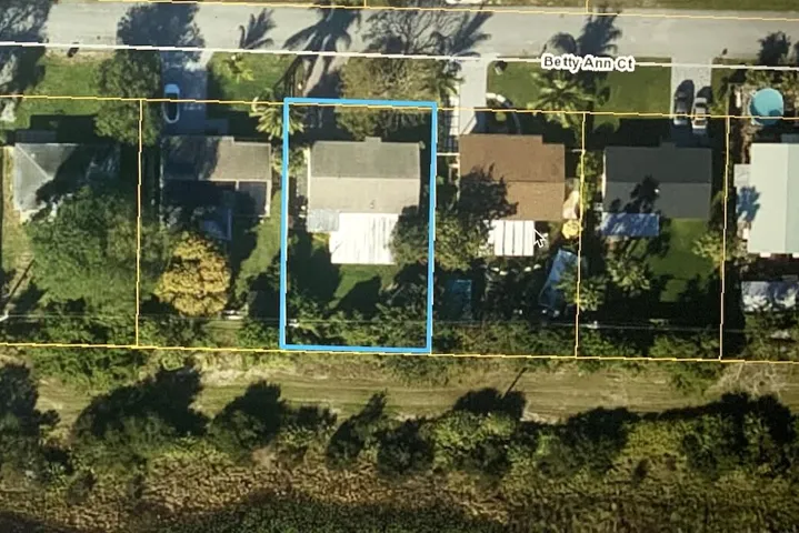 Private lot—No rear neighbors.