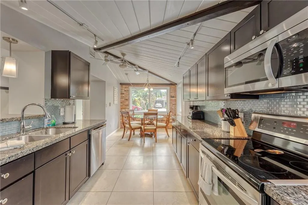 Large kitchen