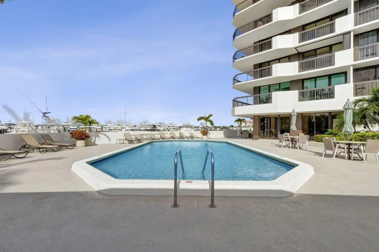 Property photo 44