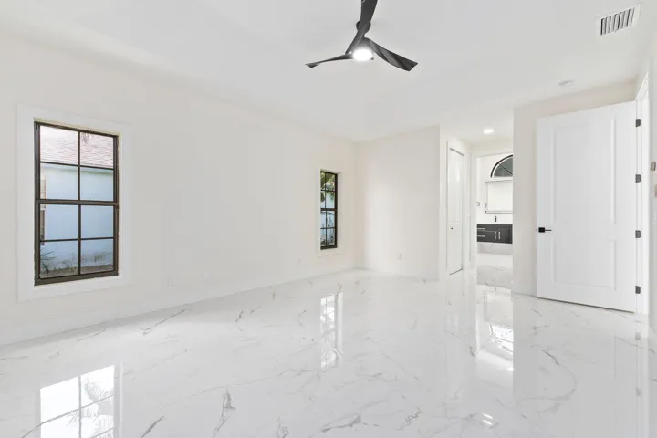 Masterbedroom